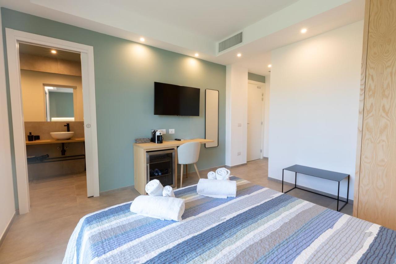 Molo Brin Rooms & Suites Olbia Eksteriør billede