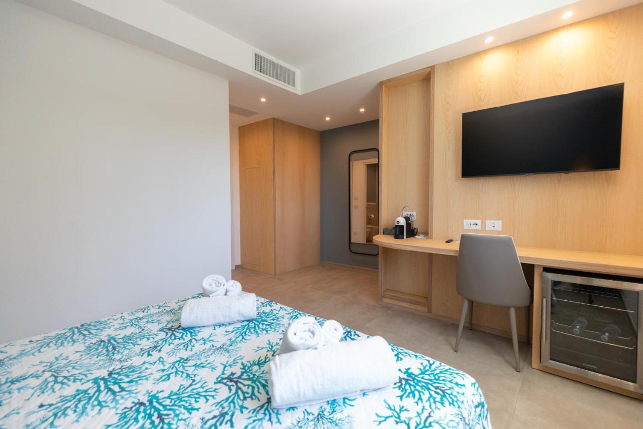 Molo Brin Rooms & Suites Olbia Eksteriør billede
