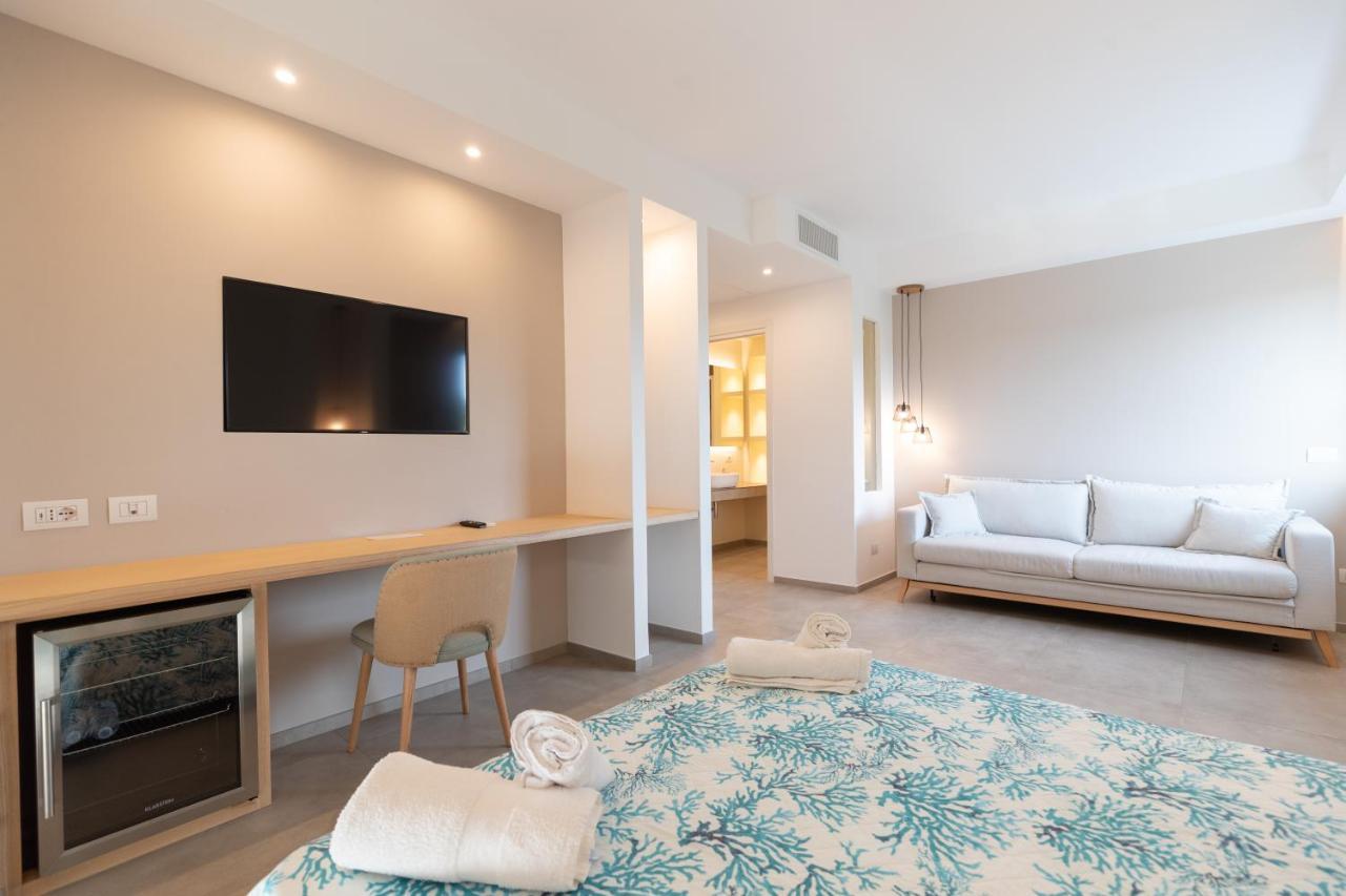 Molo Brin Rooms & Suites Olbia Eksteriør billede